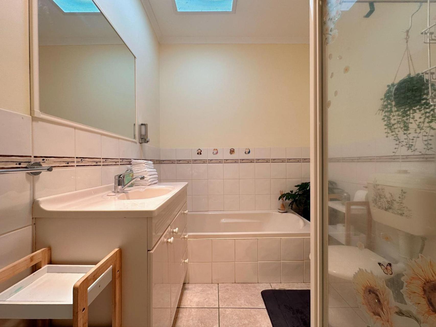 Coleman Comfort Hub - Close To City&Air Port Moonah Esterno foto