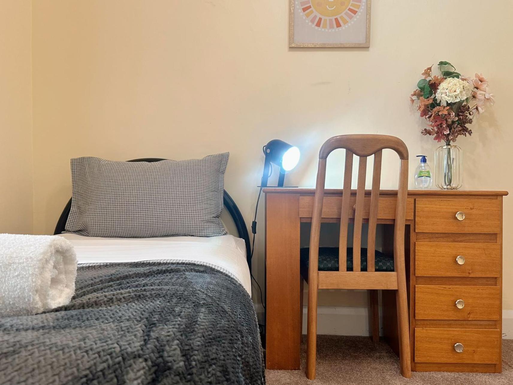 Coleman Comfort Hub - Close To City&Air Port Moonah Esterno foto